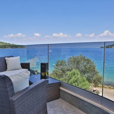 Ξενοδοχείο Paradise Punta