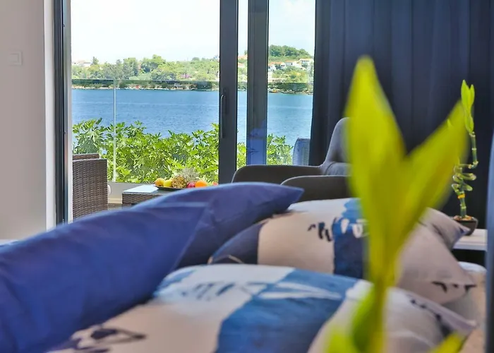 Paradise Punta Nečujam