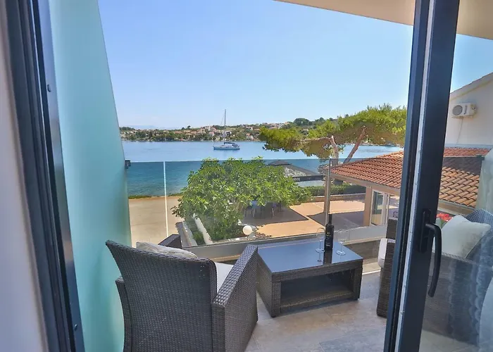 Paradise Punta 酒店