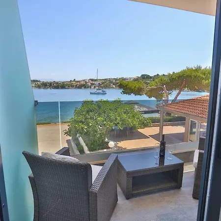 Paradise Punta ホテル