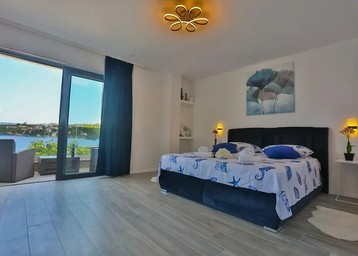 Paradise Punta Nečujam